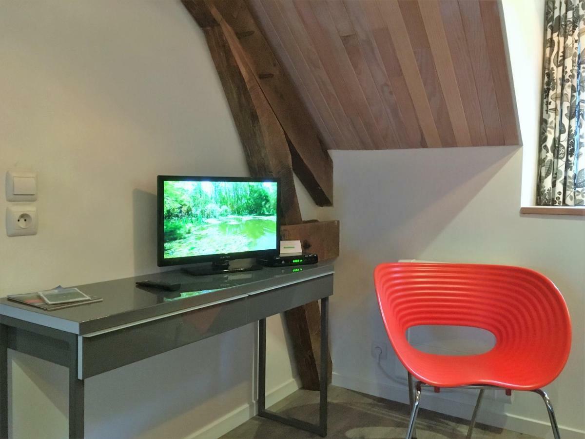 Bed and Breakfast Moulin de la Fayolle Blot-l'Eglise Exterior foto
